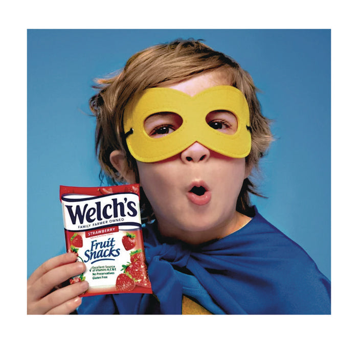 Fruit Snacks, Strawberry, 5 oz Pouch, 12/Box