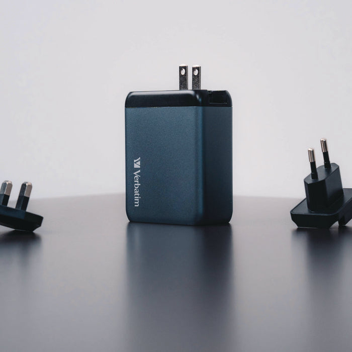 200 W 4-Port GaN Wall Charger, Black/Gray